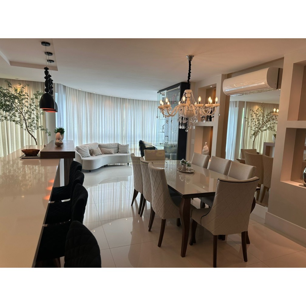 Apartamento 3 suítes para Locação Anual no bairro Praia Brava em Itajaí