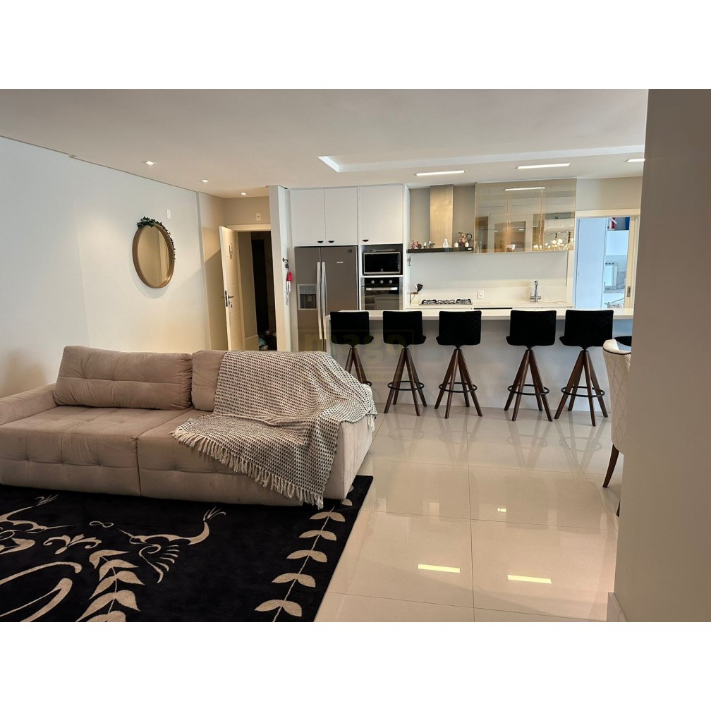 Apartamento 3 suítes para Locação Anual no bairro Praia Brava em Itajaí
