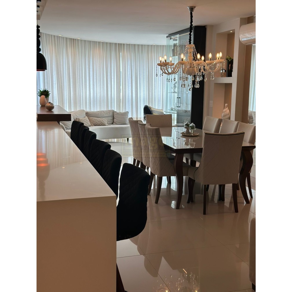Apartamento 3 suítes para Locação Anual no bairro Praia Brava em Itajaí