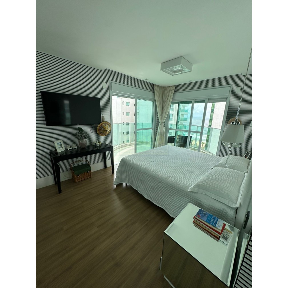 Apartamento 3 suítes para Locação Anual no bairro Praia Brava em Itajaí