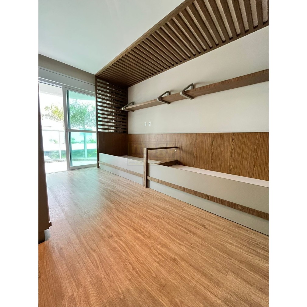 Apartamento 3 suítes para Locação Anual no bairro Bairro Praia Brava em Itajaí