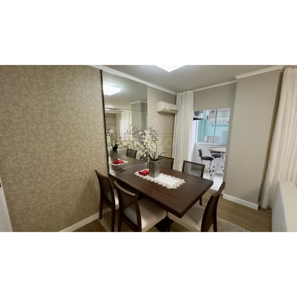 Apartamento 2 quartos para Venda no bairro Centro em Balneário Camboriú