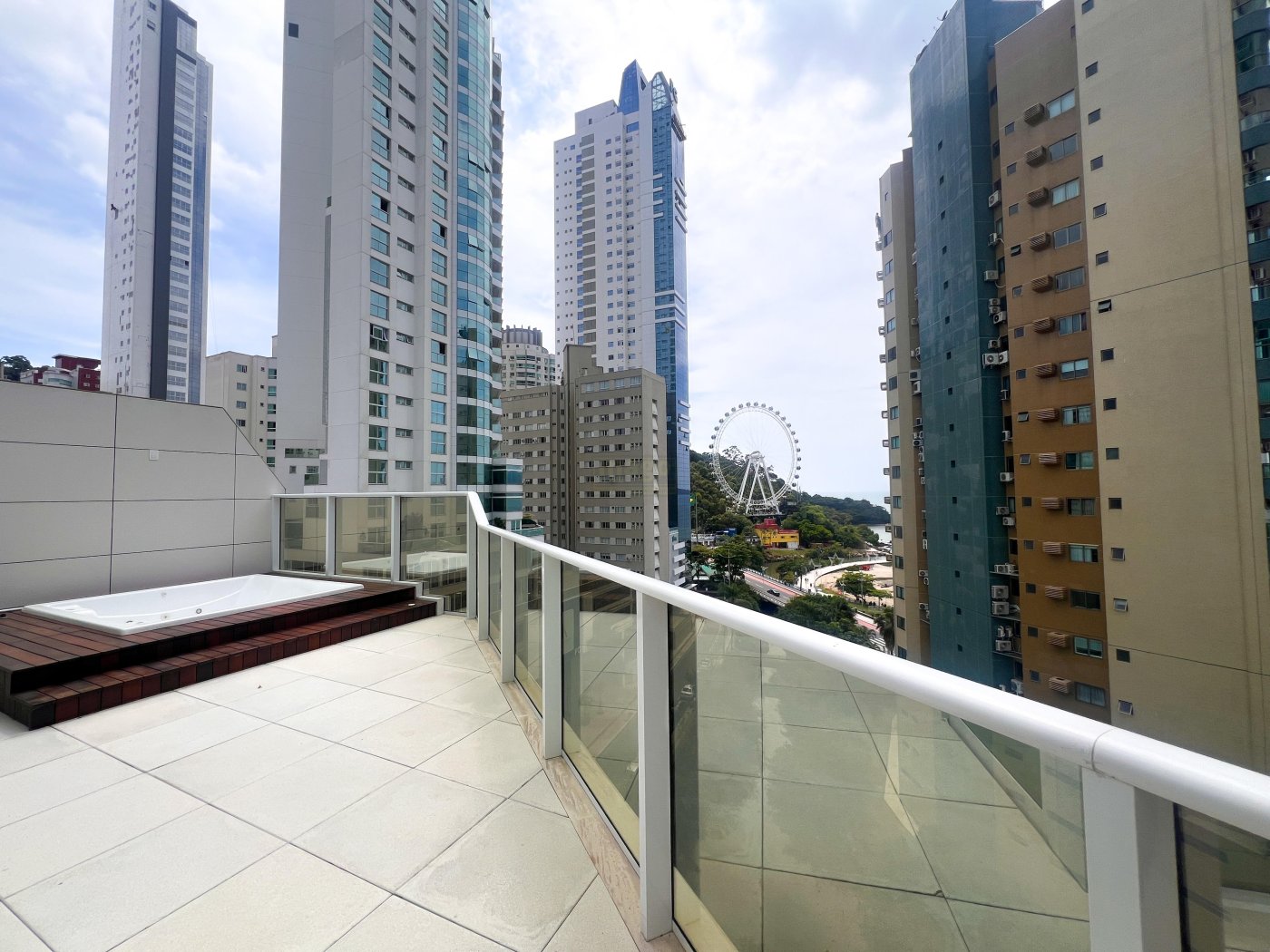 Excelente Apartamento "Garden" Construtora FG 
