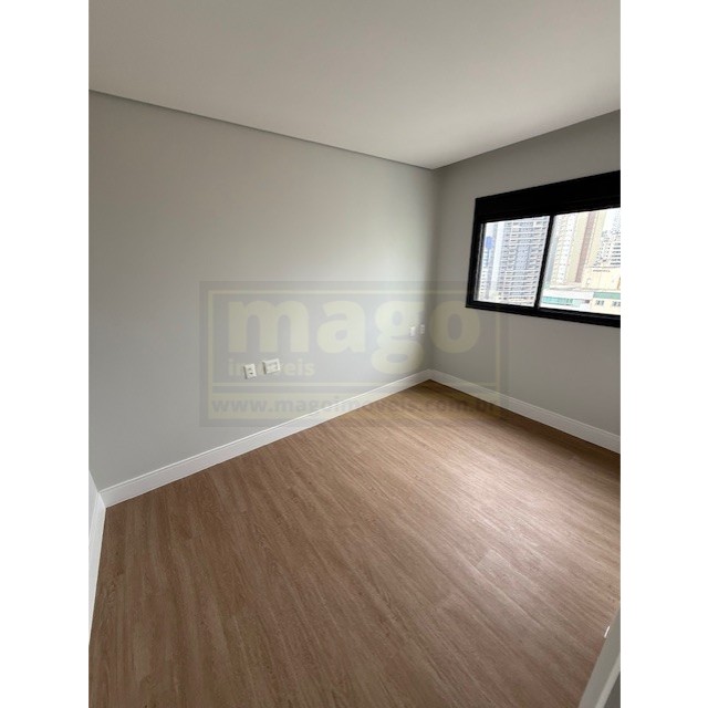 Apartamento 3 suítes para Venda no bairro Centro  em Balneário Camboriú