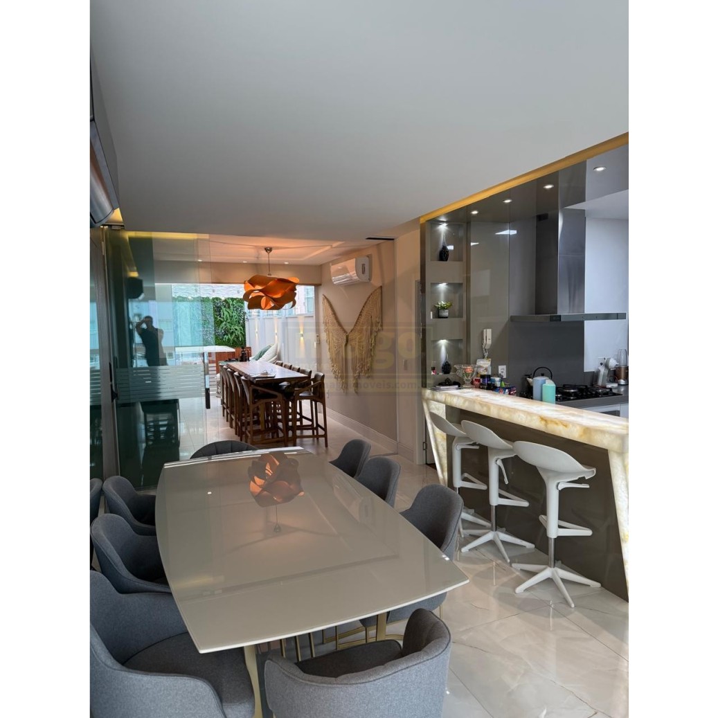Apartamento 3 suítes para Venda no bairro Centro em Balneário Camboriú