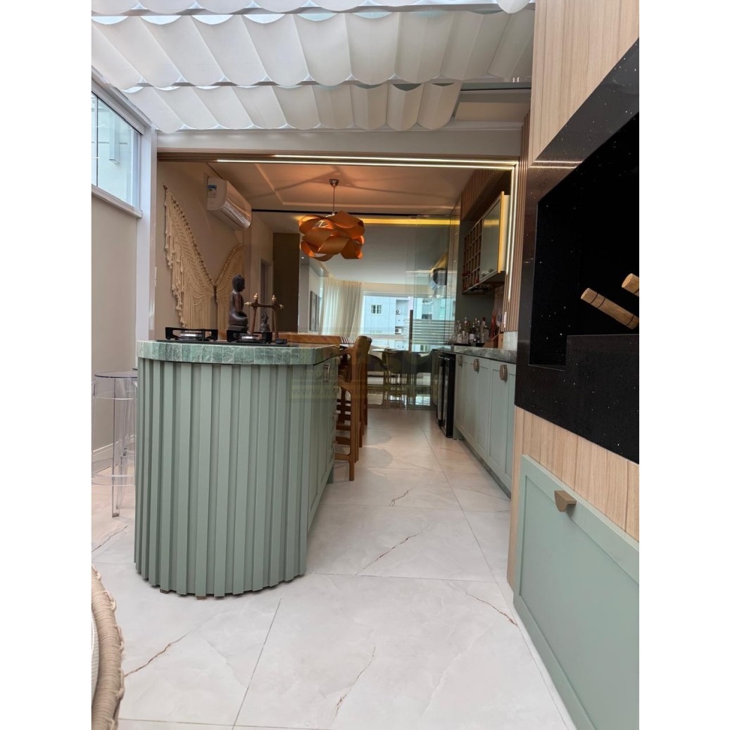 Apartamento 3 suítes para Venda no bairro Centro em Balneário Camboriú