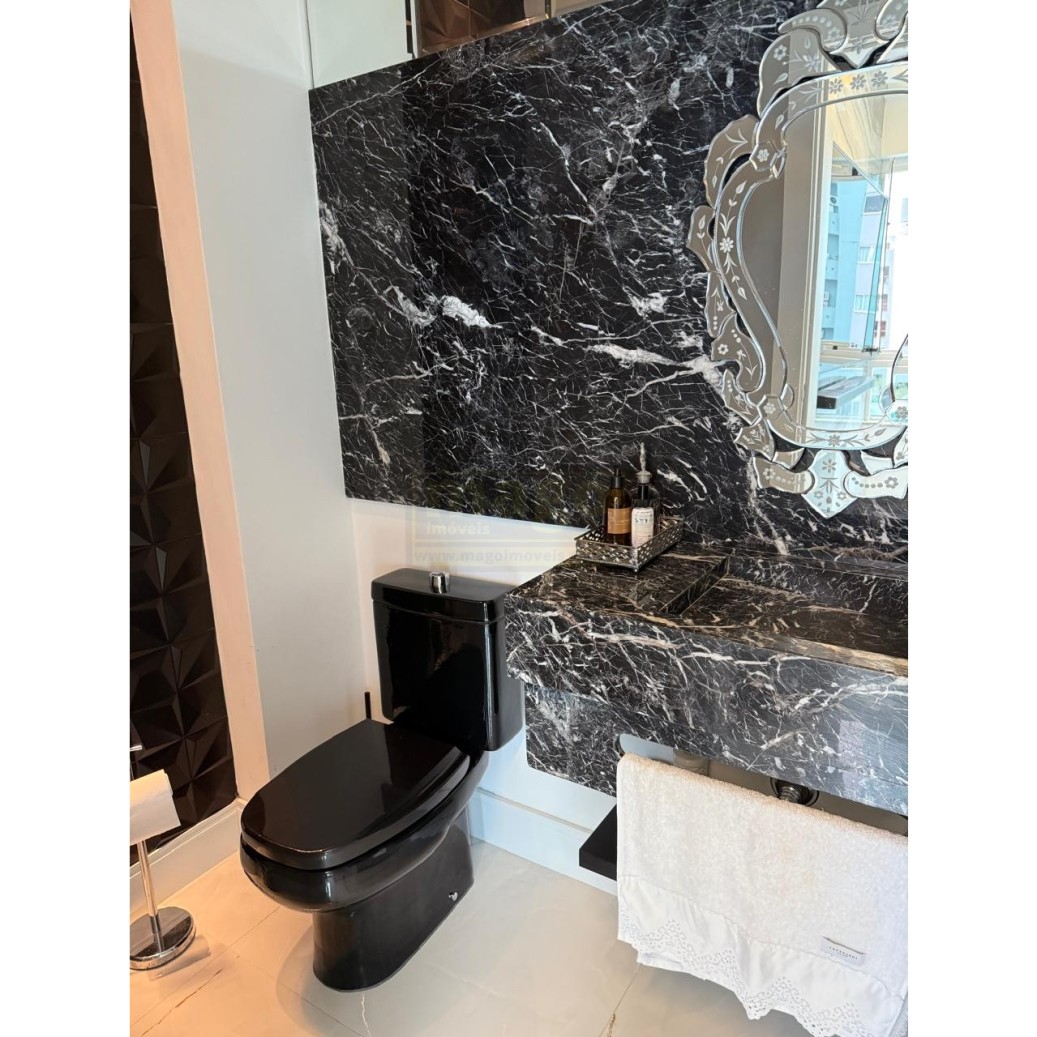 Apartamento 3 suítes para Venda no bairro Centro em Balneário Camboriú