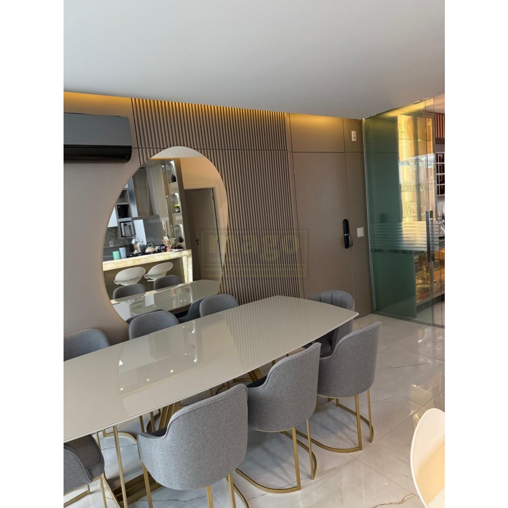 Apartamento 3 suítes para Venda no bairro Centro em Balneário Camboriú