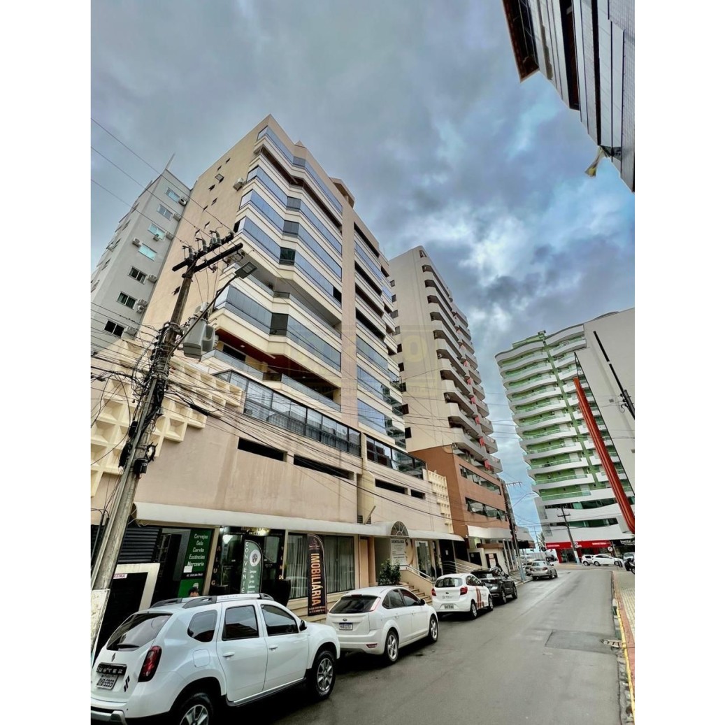 Apartamento 3 quartos para Venda no bairro Meia Praia em Itapema