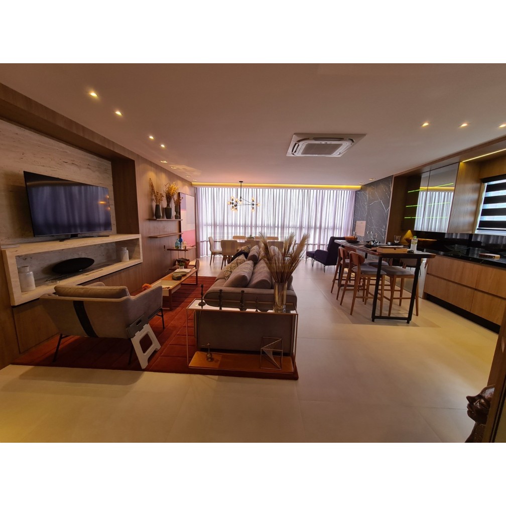 Magnífica residência no coração de Balneário Camboriú