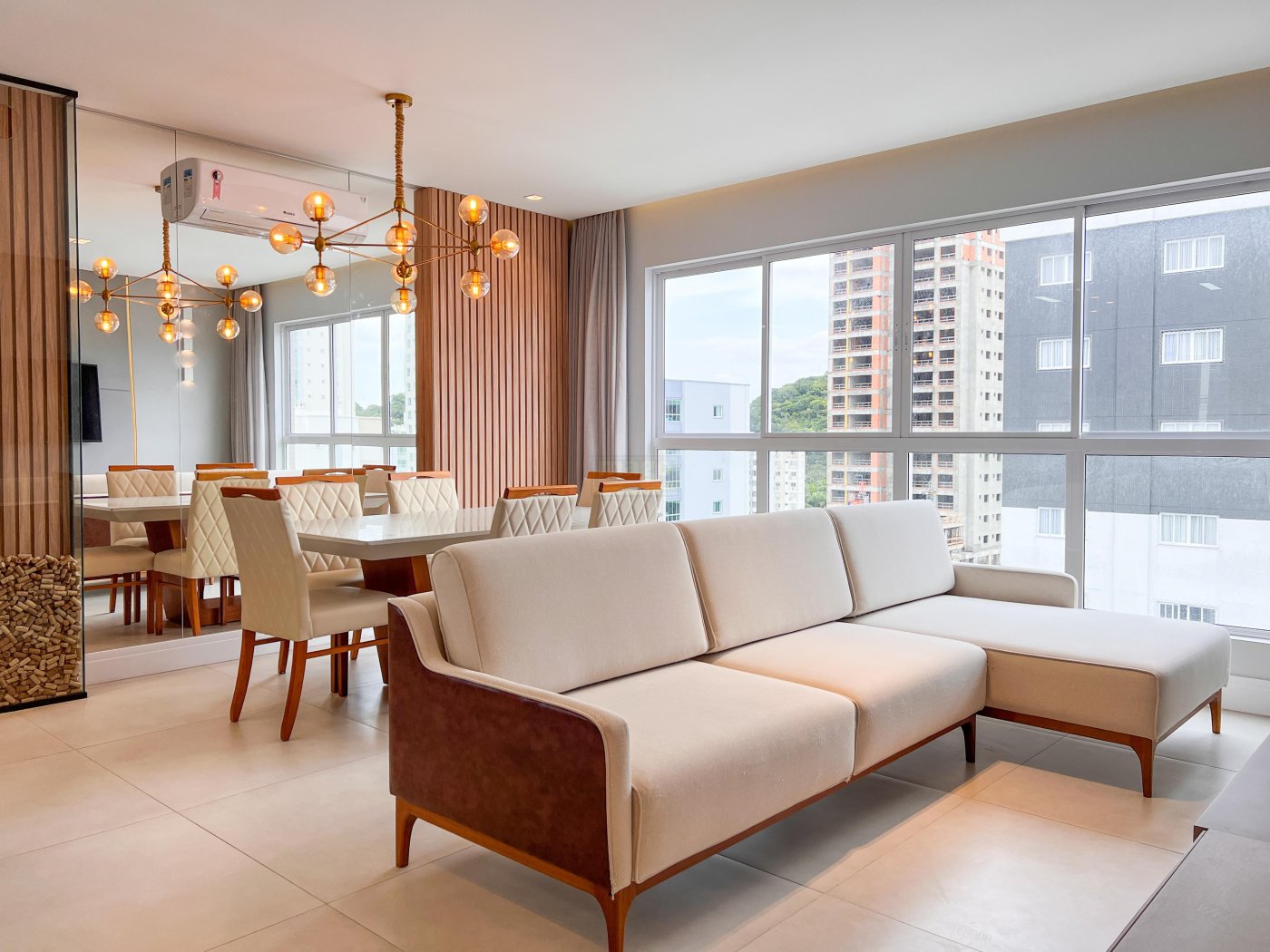 Excelente apartamento mobiliado no bairro Pioneiros