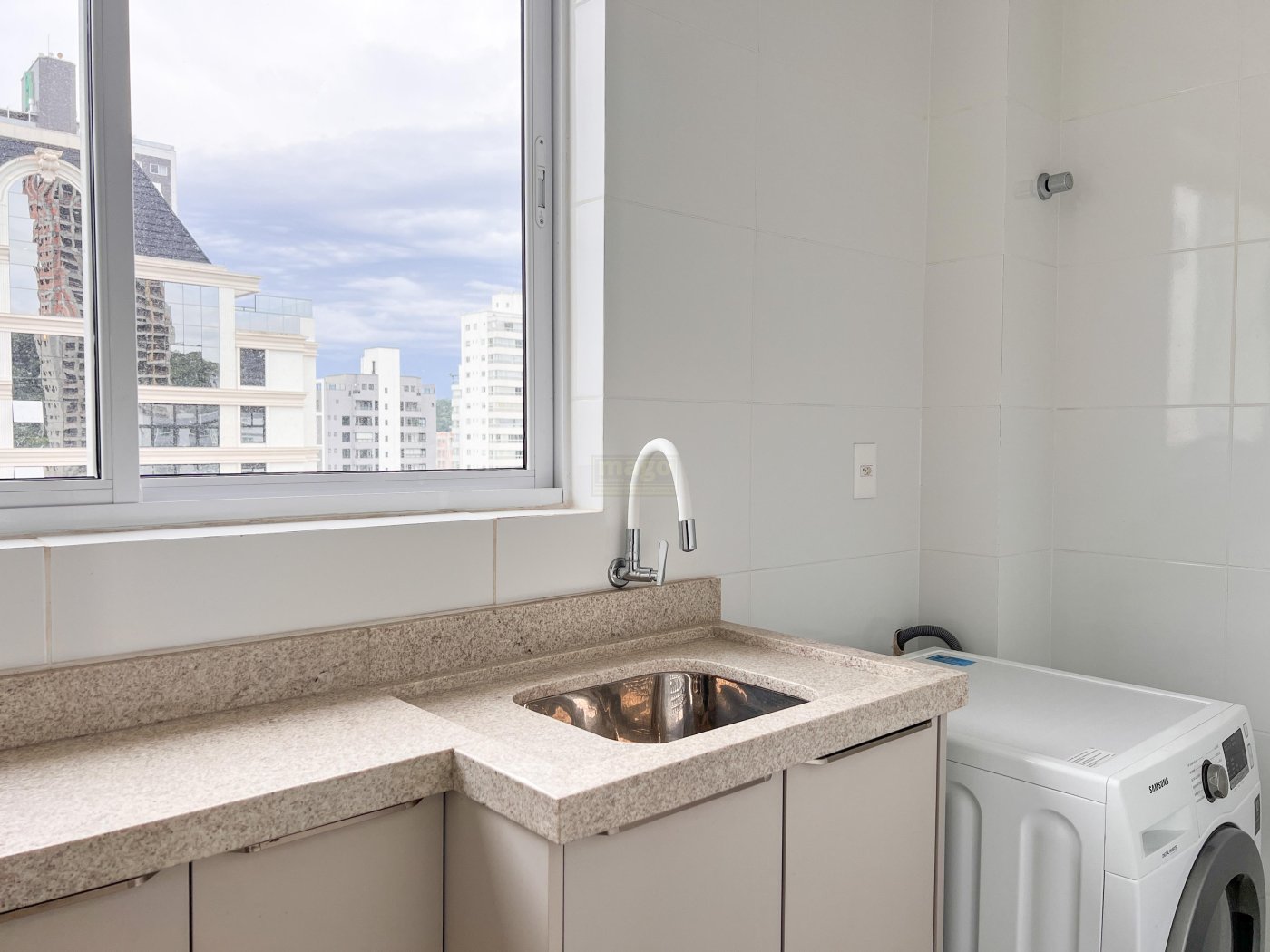 Excelente apartamento mobiliado no bairro Pioneiros