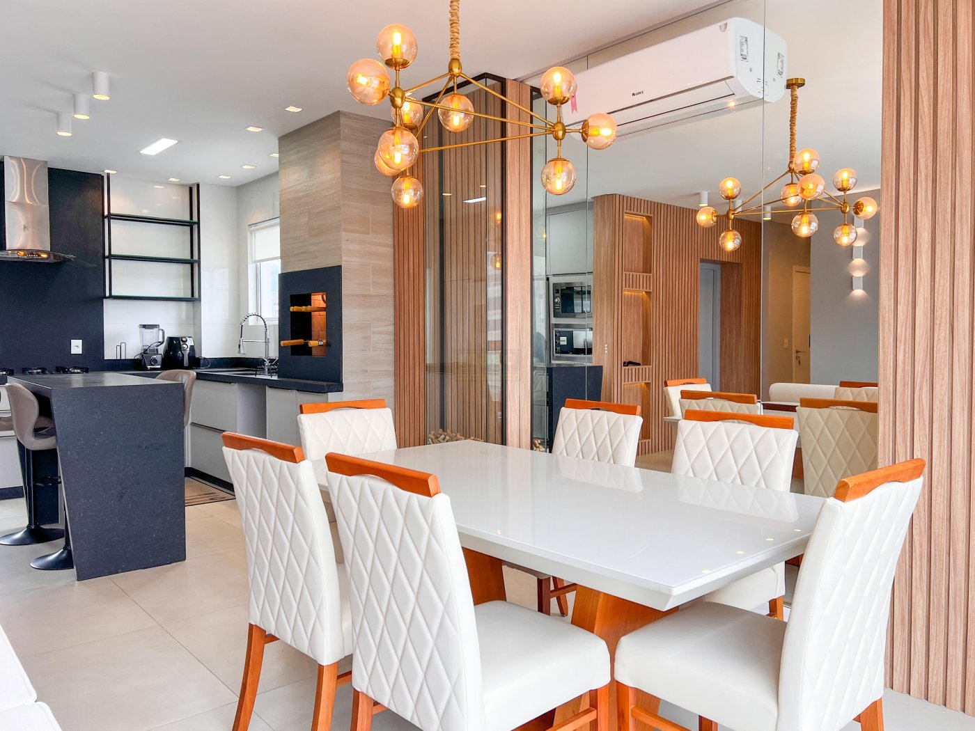 Excelente apartamento mobiliado no bairro Pioneiros