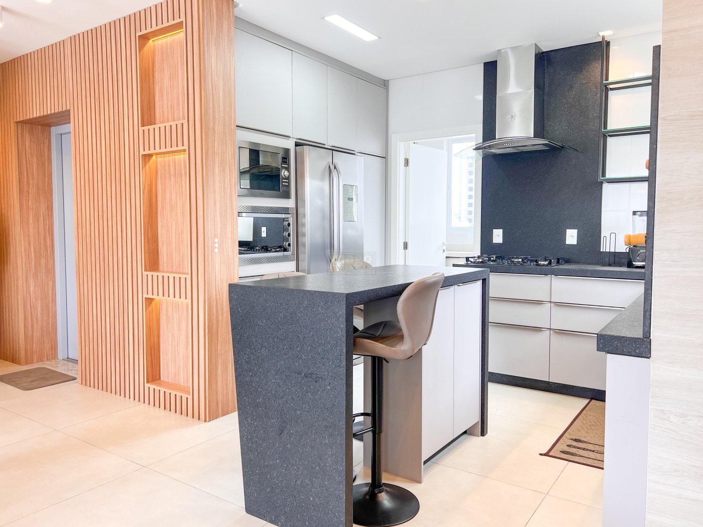 Excelente apartamento mobiliado no bairro Pioneiros