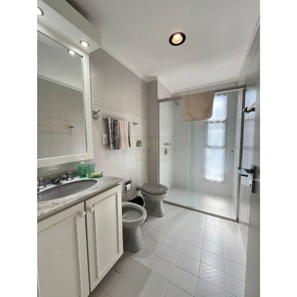 Apartamento 03 quartos para Locação Diária no bairro Barra Sul em Balneário Camboriú