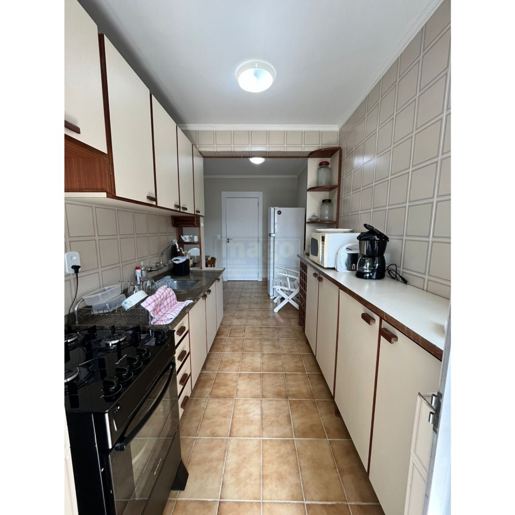 Apartamento 03 quartos para Locação Diária no bairro Barra Sul em Balneário Camboriú