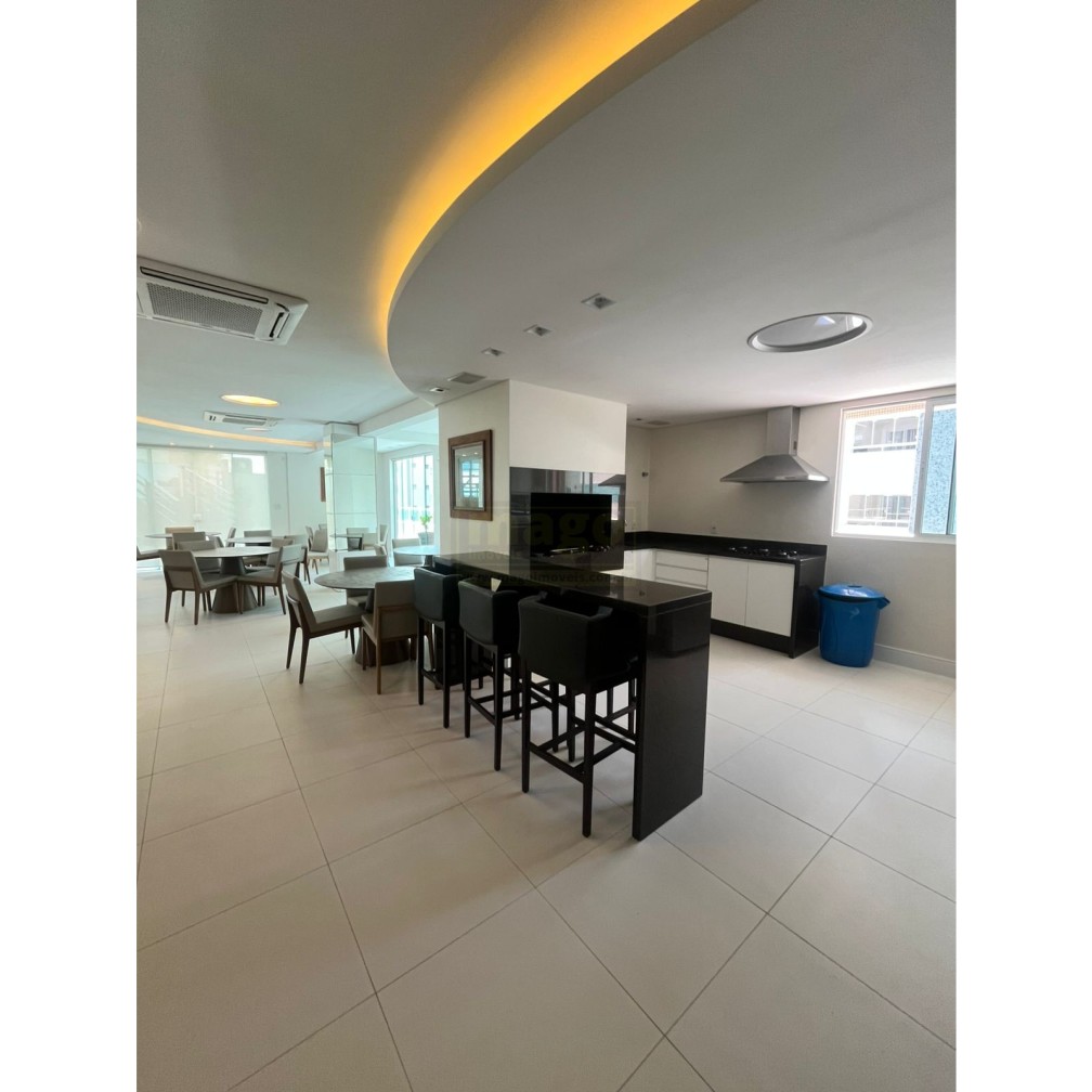 Apartamento 03 suítes para Locação Anual no bairro Centro em Balneário Camboriú