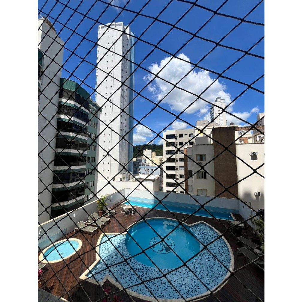 Apartamento 03 suítes para Locação Anual no bairro Centro em Balneário Camboriú