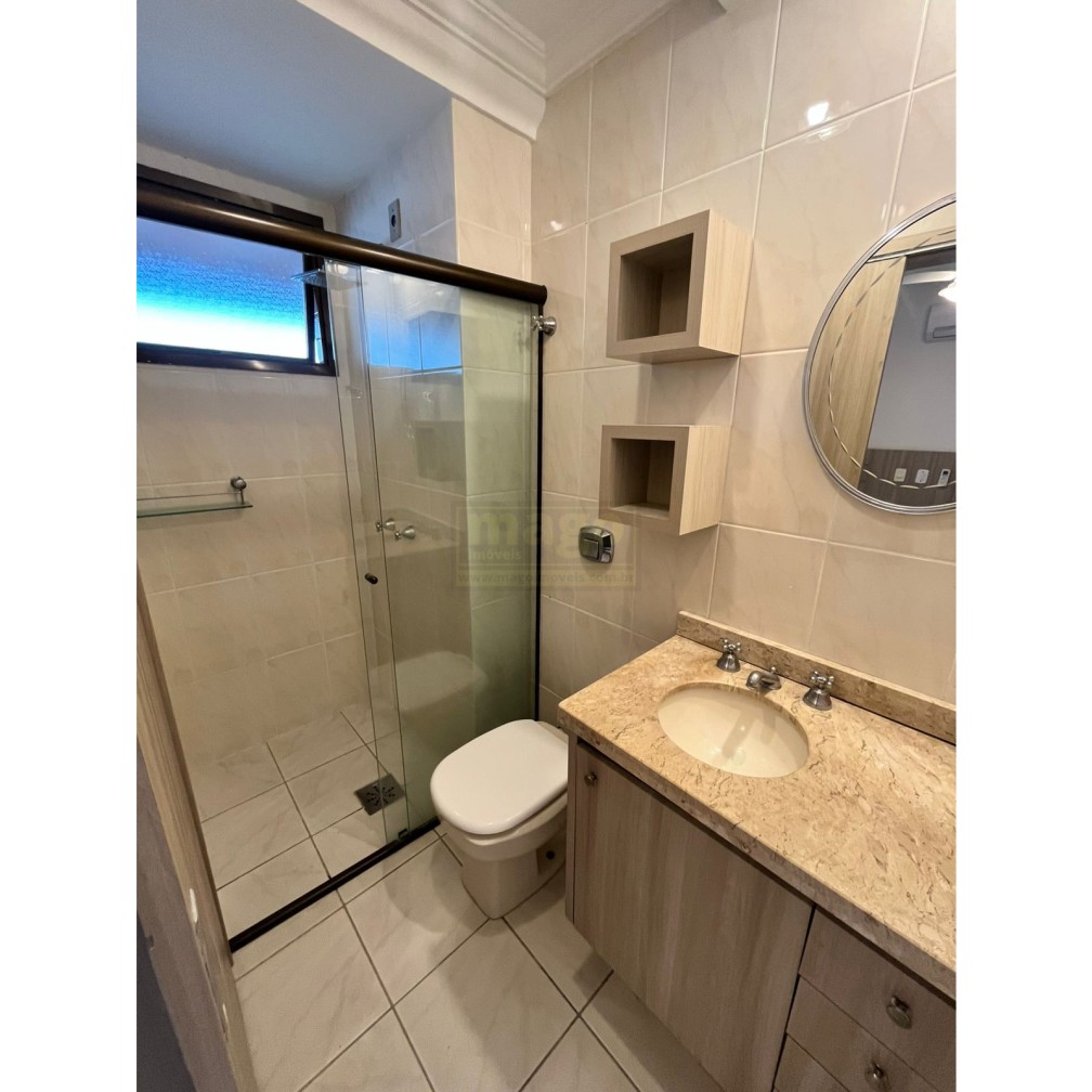 Apartamento 2 quartos para Locação Anual no bairro Barra Sul em Balneário Camboriú