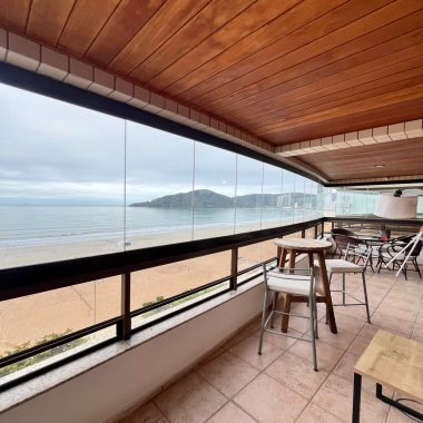 Apartamento 2 quartos para Locação Anual no bairro Barra Sul em Balneário Camboriú