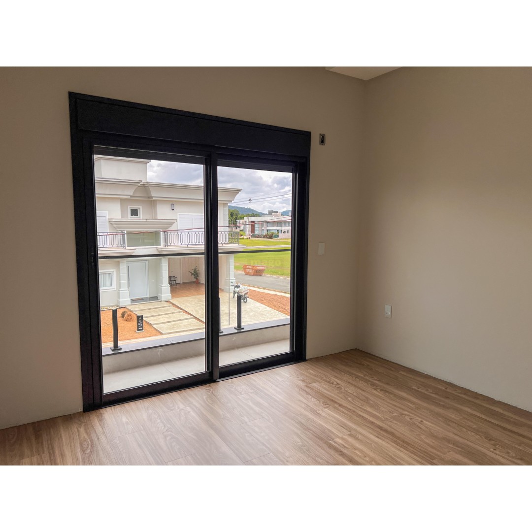 Casa 3 suítes para Venda no bairro Santa Regina em  Camboriú