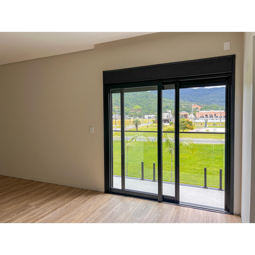 Casa 3 suítes para Venda no bairro Santa Regina em  Camboriú