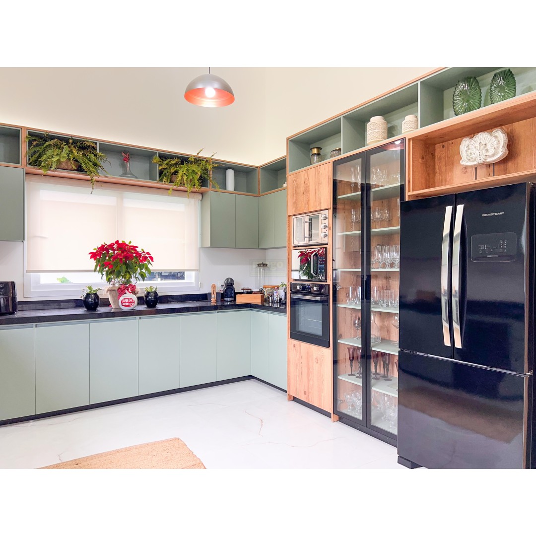 Exclusividade - Casa de alto padrão com 4 suítes - Mobiliada, decorada e equipada