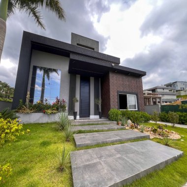 Exclusividade - Casa de alto padrão com 4 suítes - Mobiliada, decorada e equipada