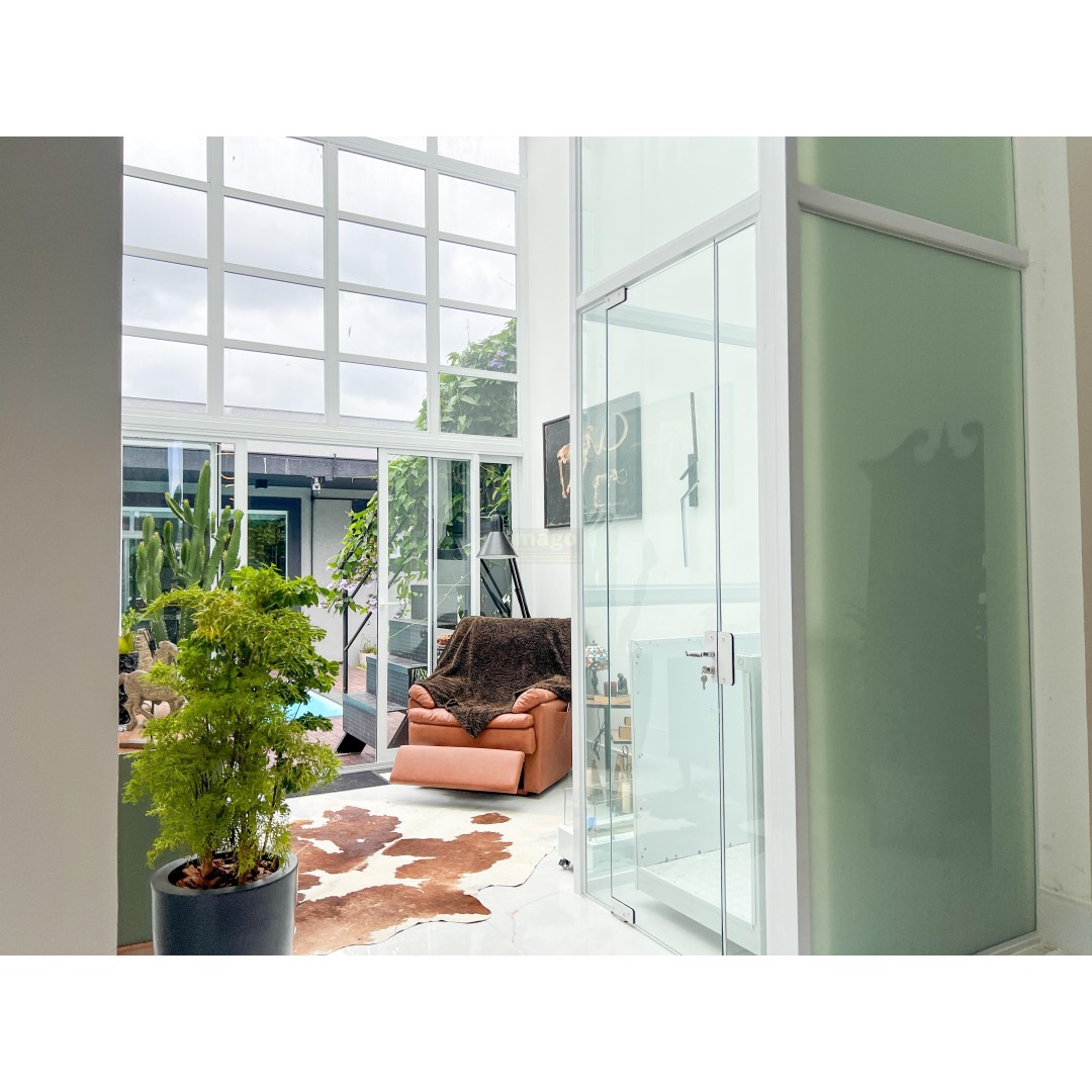 Exclusividade - Casa de alto padrão com 4 suítes - Mobiliada, decorada e equipada