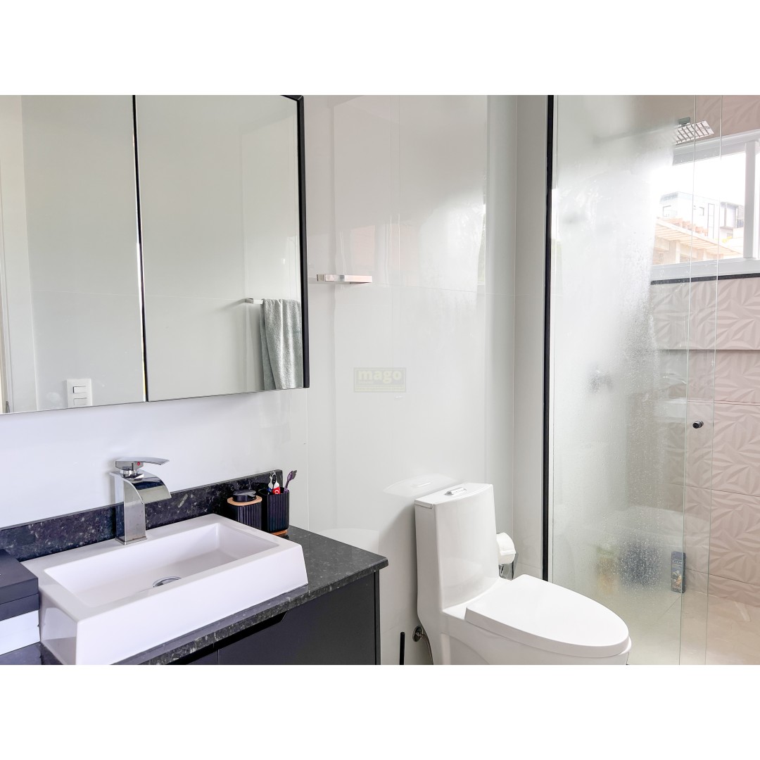 Exclusividade - Casa de alto padrão com 4 suítes - Mobiliada, decorada e equipada