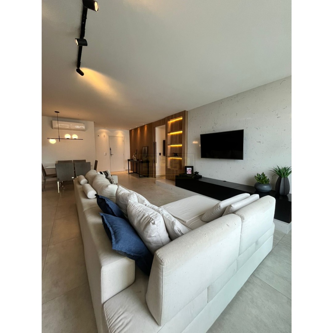 Apartamento 02 suítes para Locação Anual no bairro Centro em Itapema