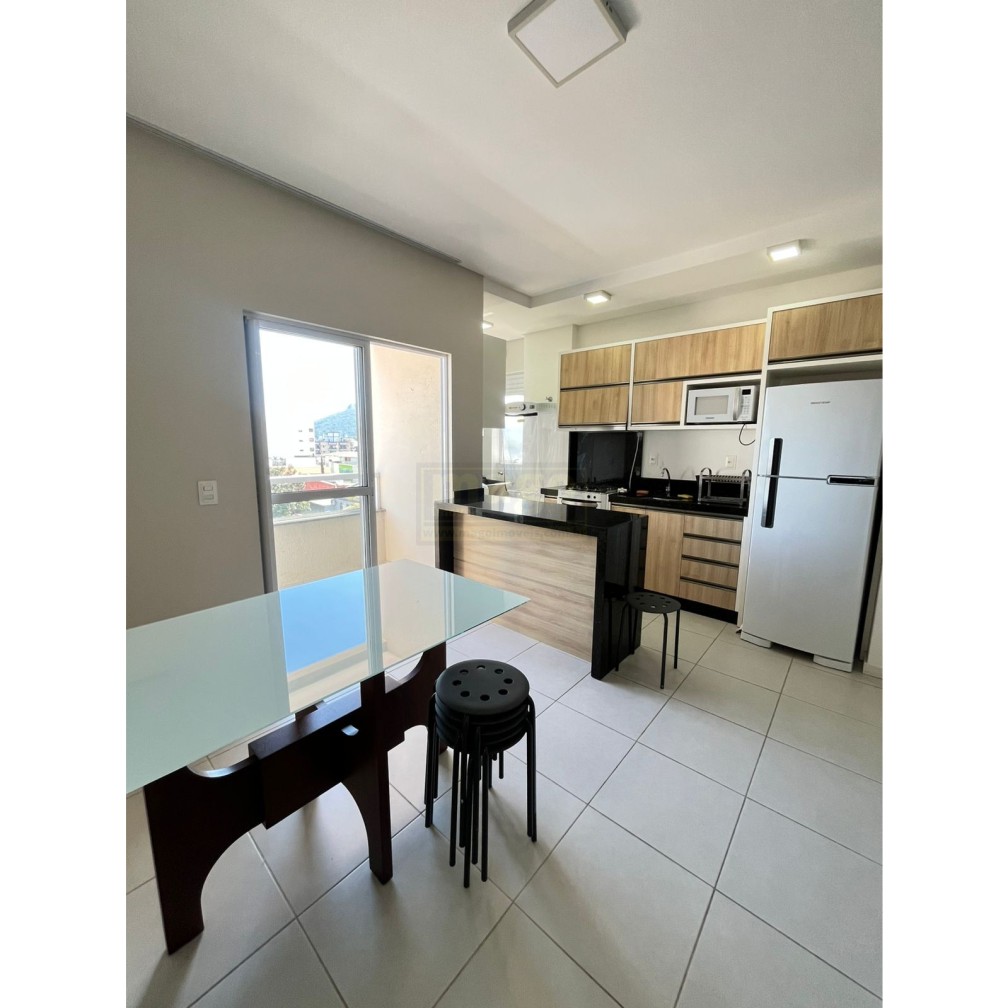 Apartamento 2 quartos para Locação Anual em Balneário Camboriú