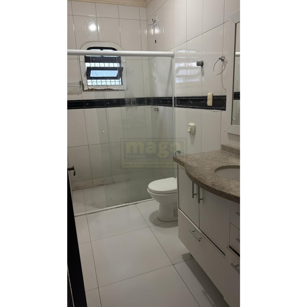 Casa 3 quartos para Venda no bairro Centro em Camboriú