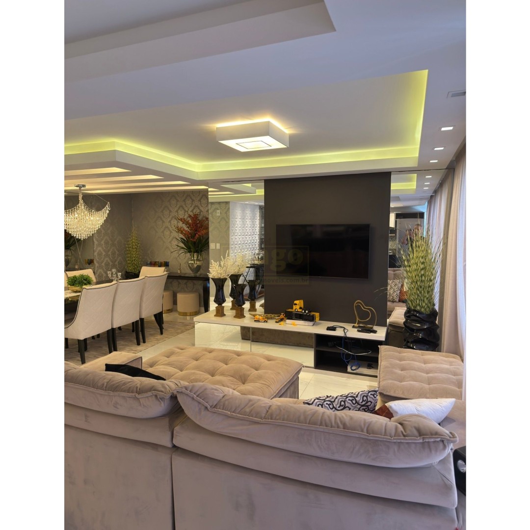 Apartamento 3 suítes para Locação Anual no bairro Centro em Balneário Camboriú