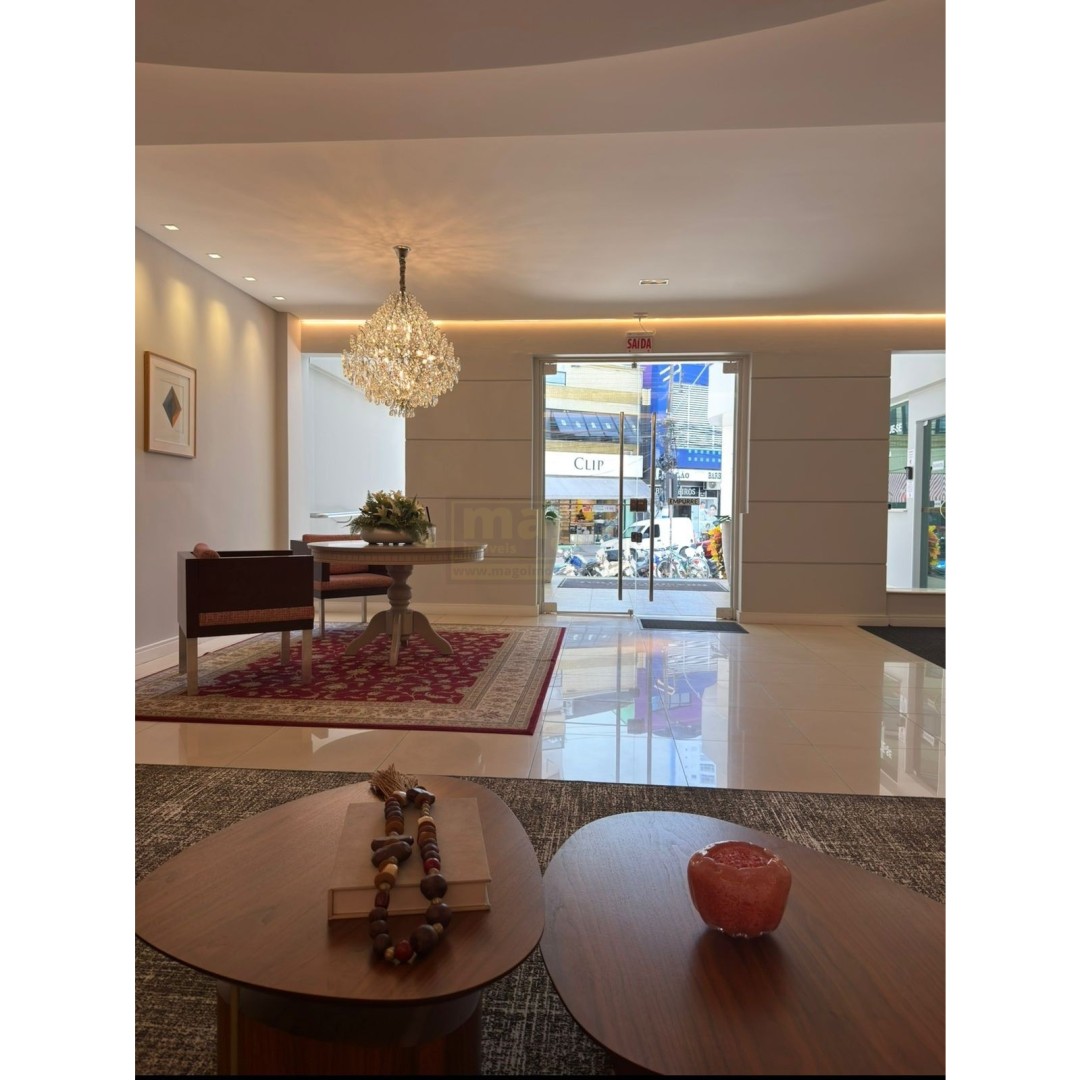 Apartamento 3 suítes para Locação Anual no bairro Centro em Balneário Camboriú