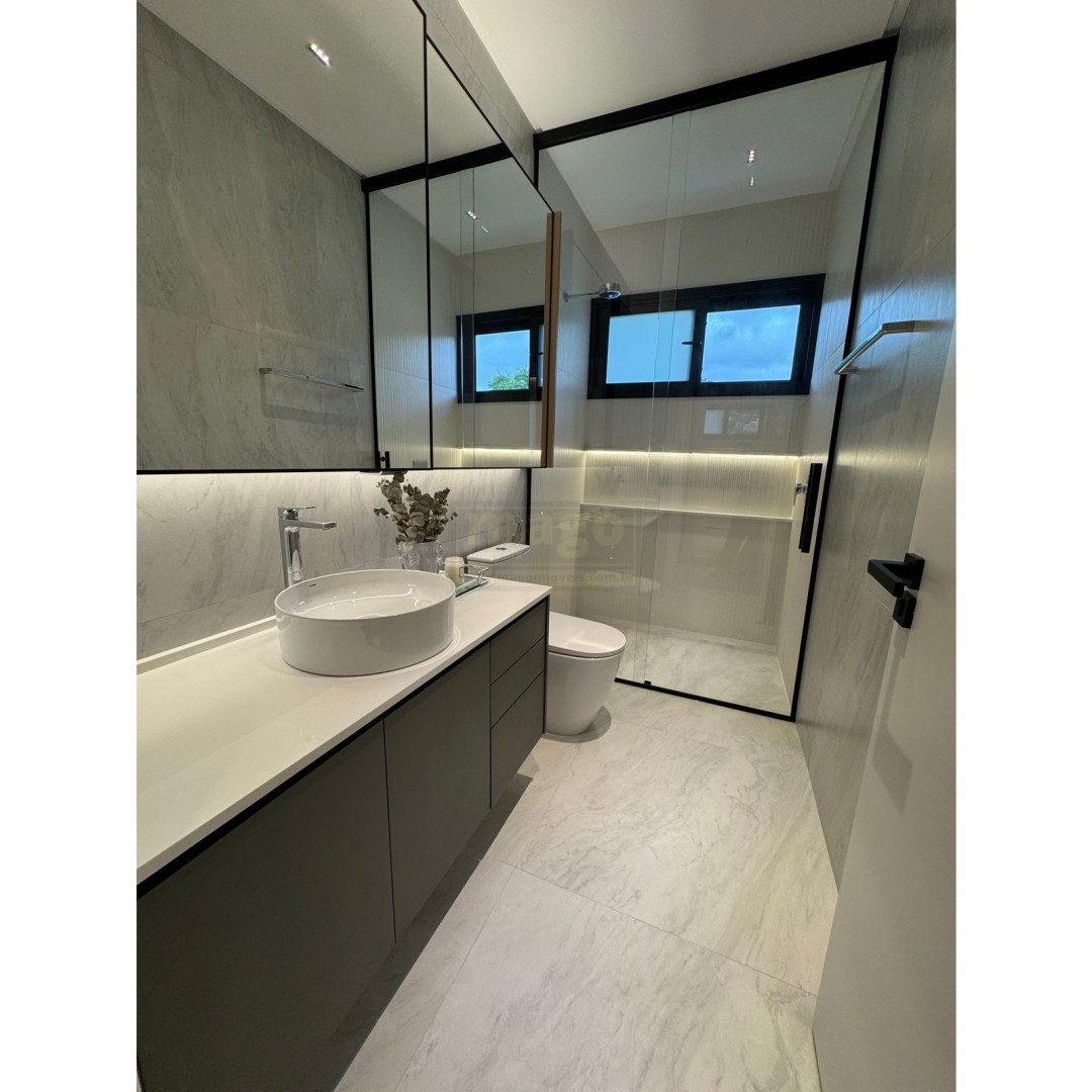 Casa 5 suítes para Venda no bairro Santa Regina em Camboriú