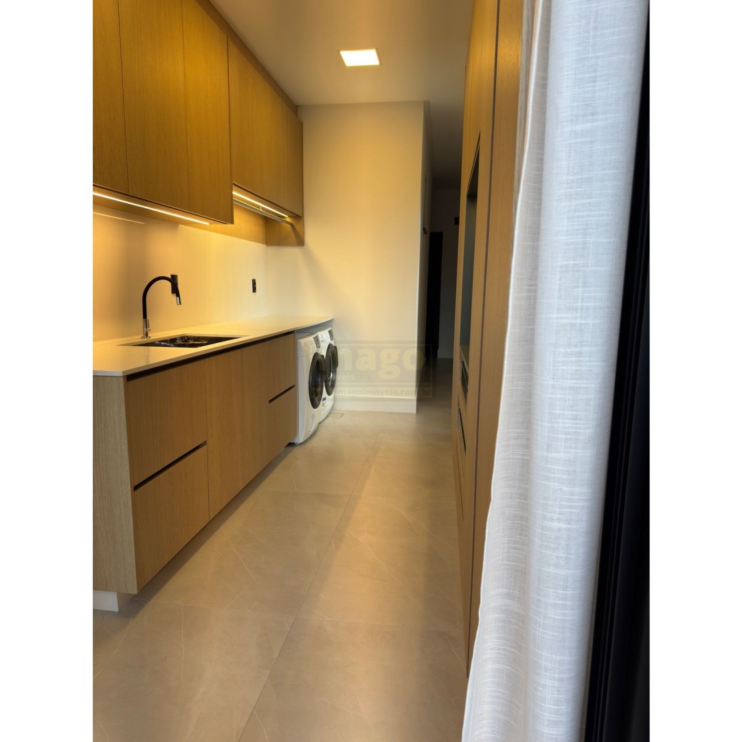 Casa 5 suítes para Venda no bairro Santa Regina em Camboriú