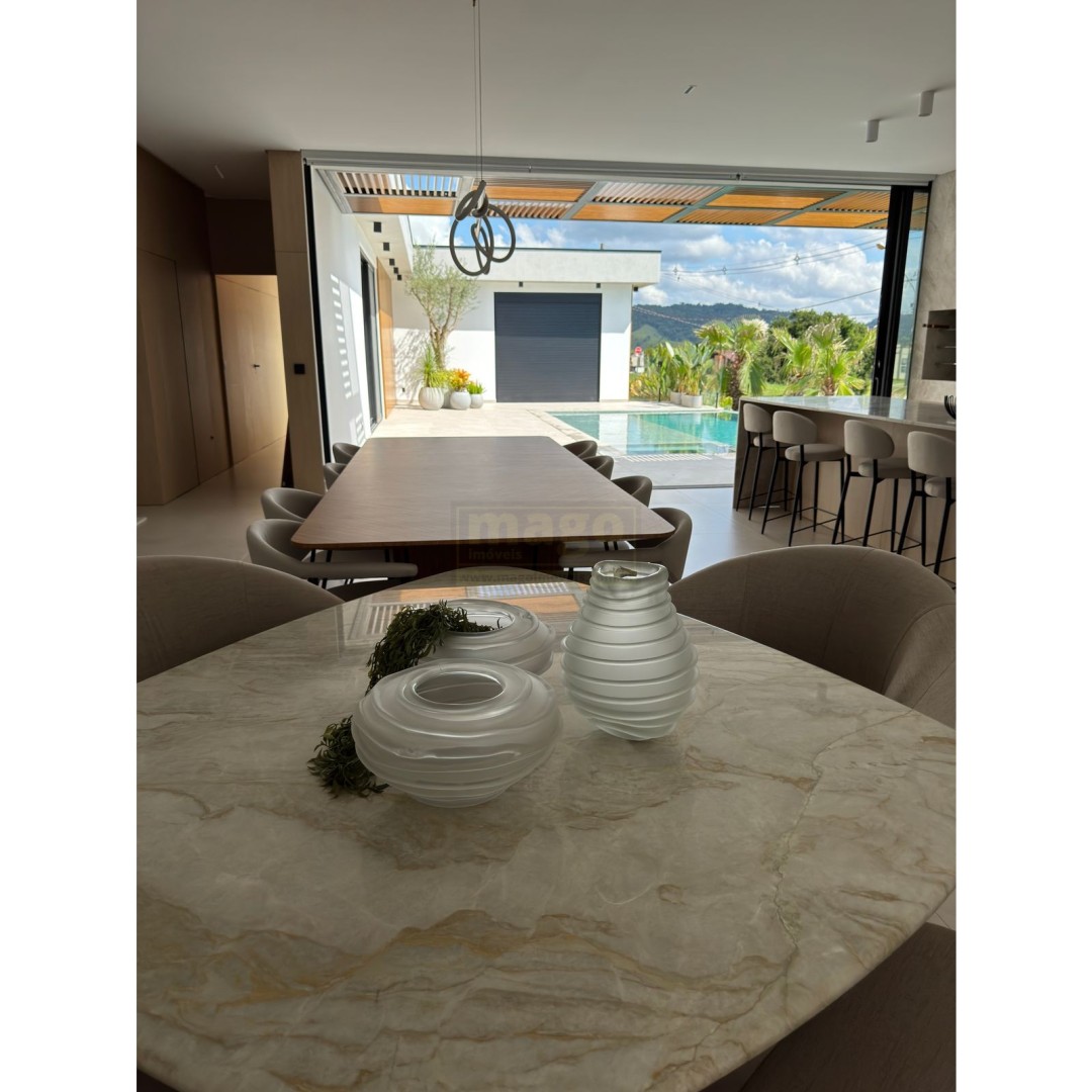 Casa 5 suítes para Venda no bairro Santa Regina em Camboriú