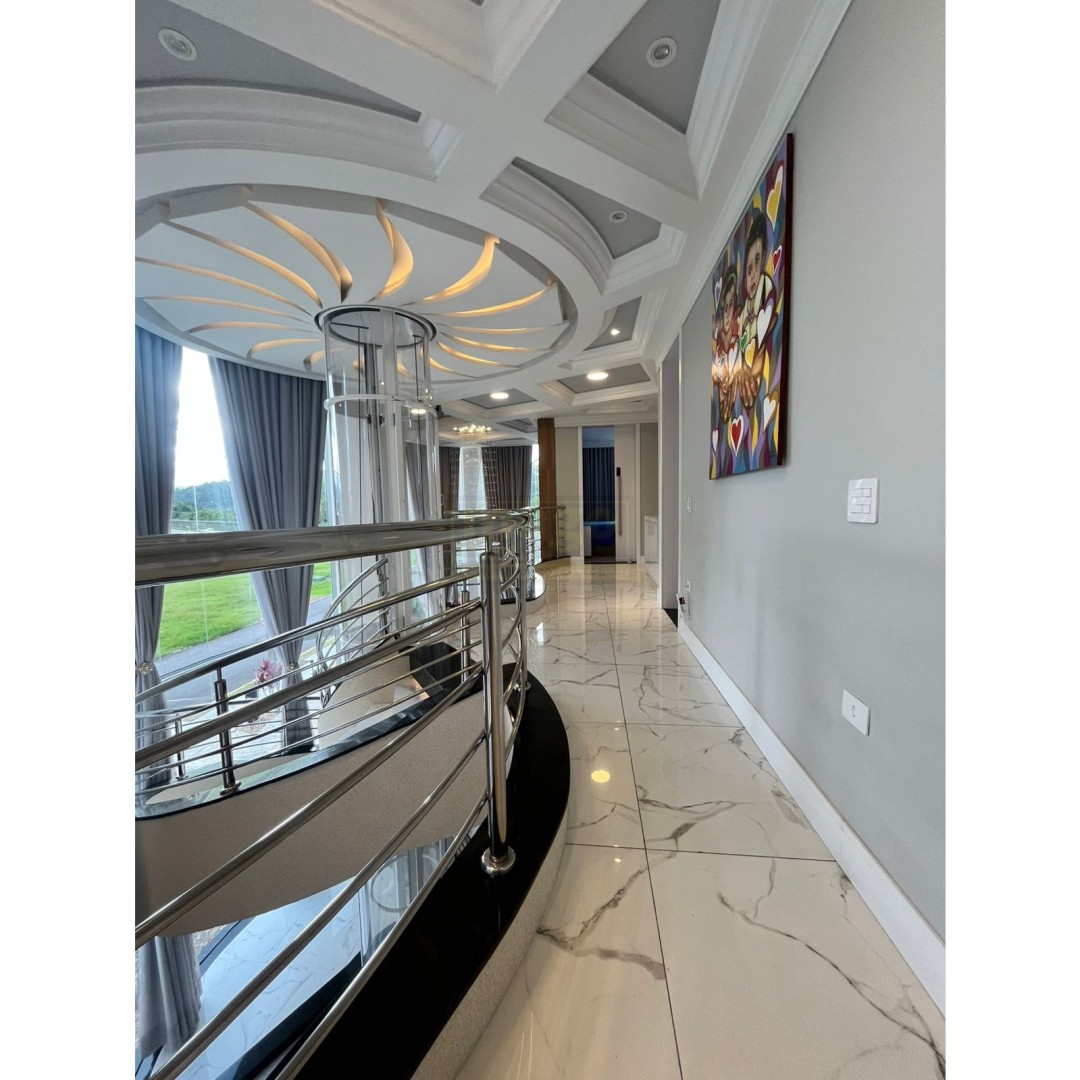 Casa 04 quartos para Locação Anual no bairro Santa Regina em  Camboriú