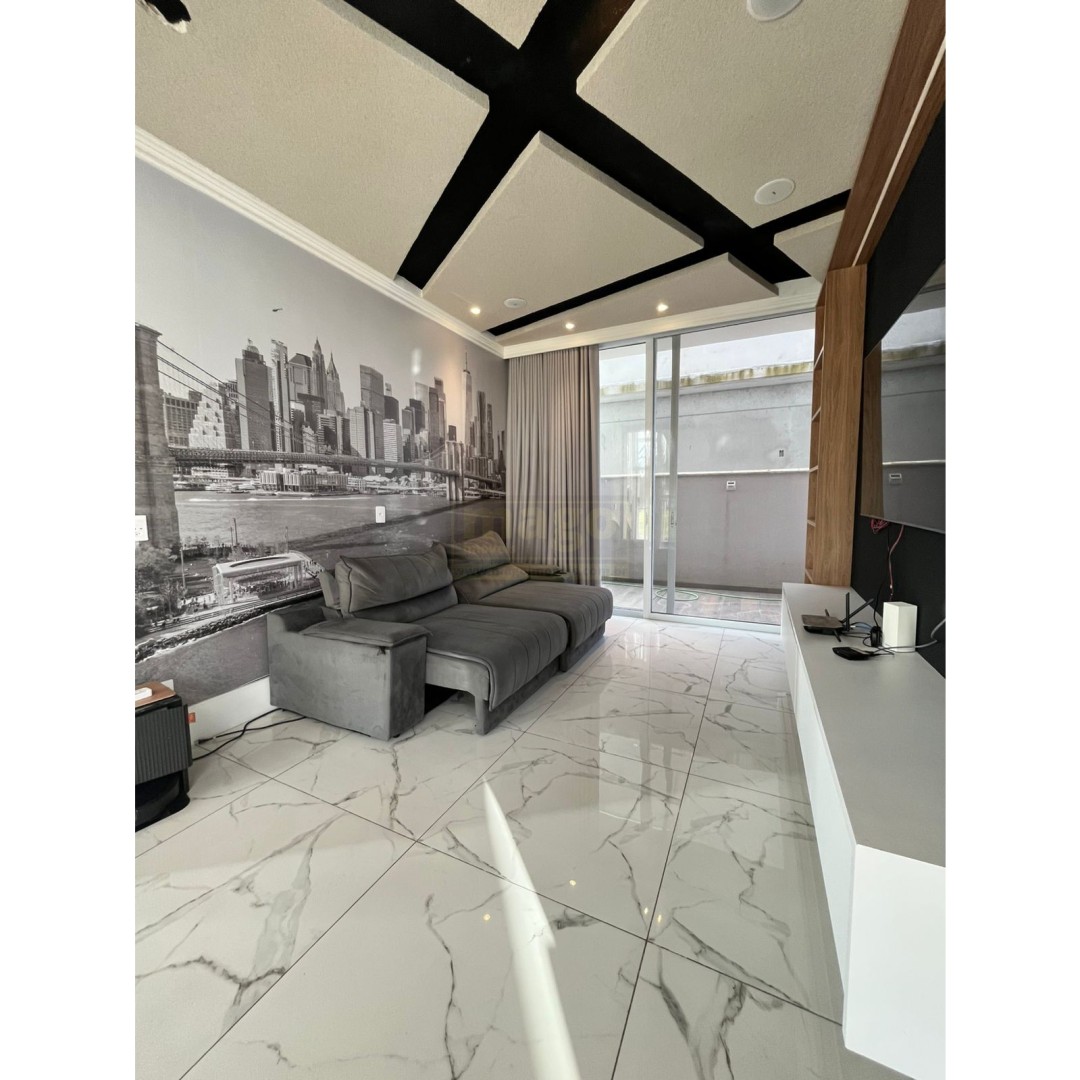 Casa 04 quartos para Locação Anual no bairro Santa Regina em  Camboriú