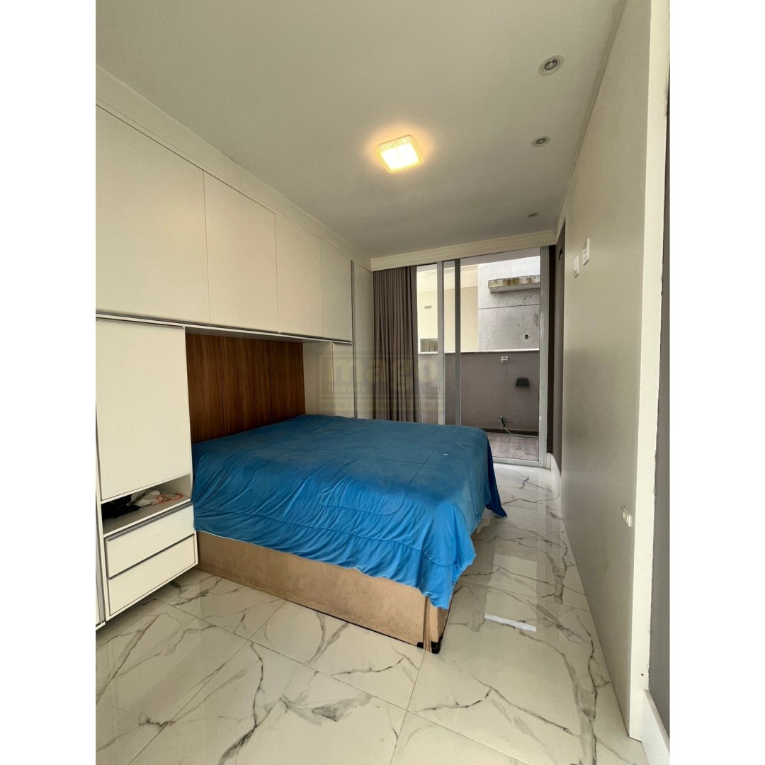 Casa 04 quartos para Locação Anual no bairro Santa Regina em  Camboriú