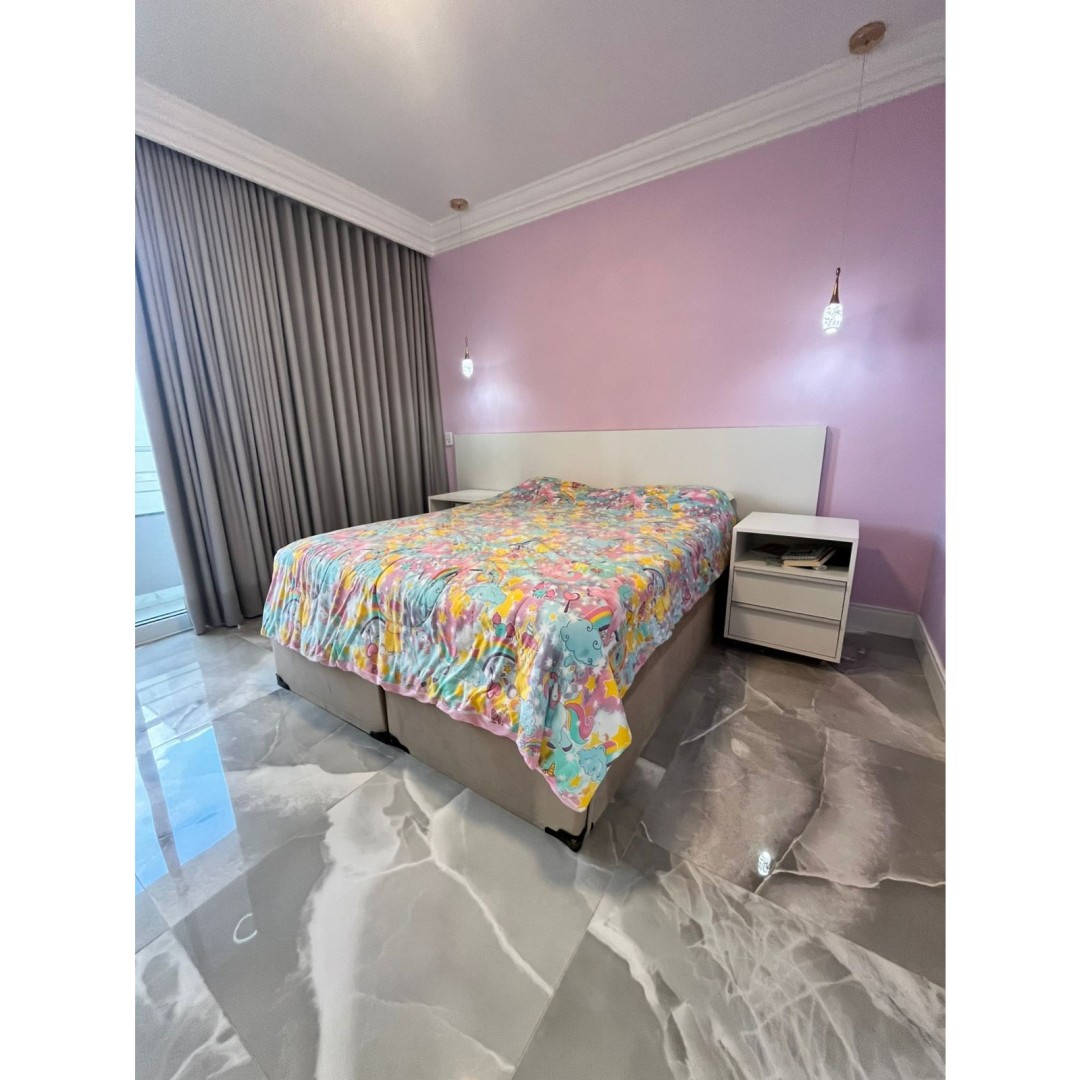 Casa 04 quartos para Locação Anual no bairro Santa Regina em  Camboriú