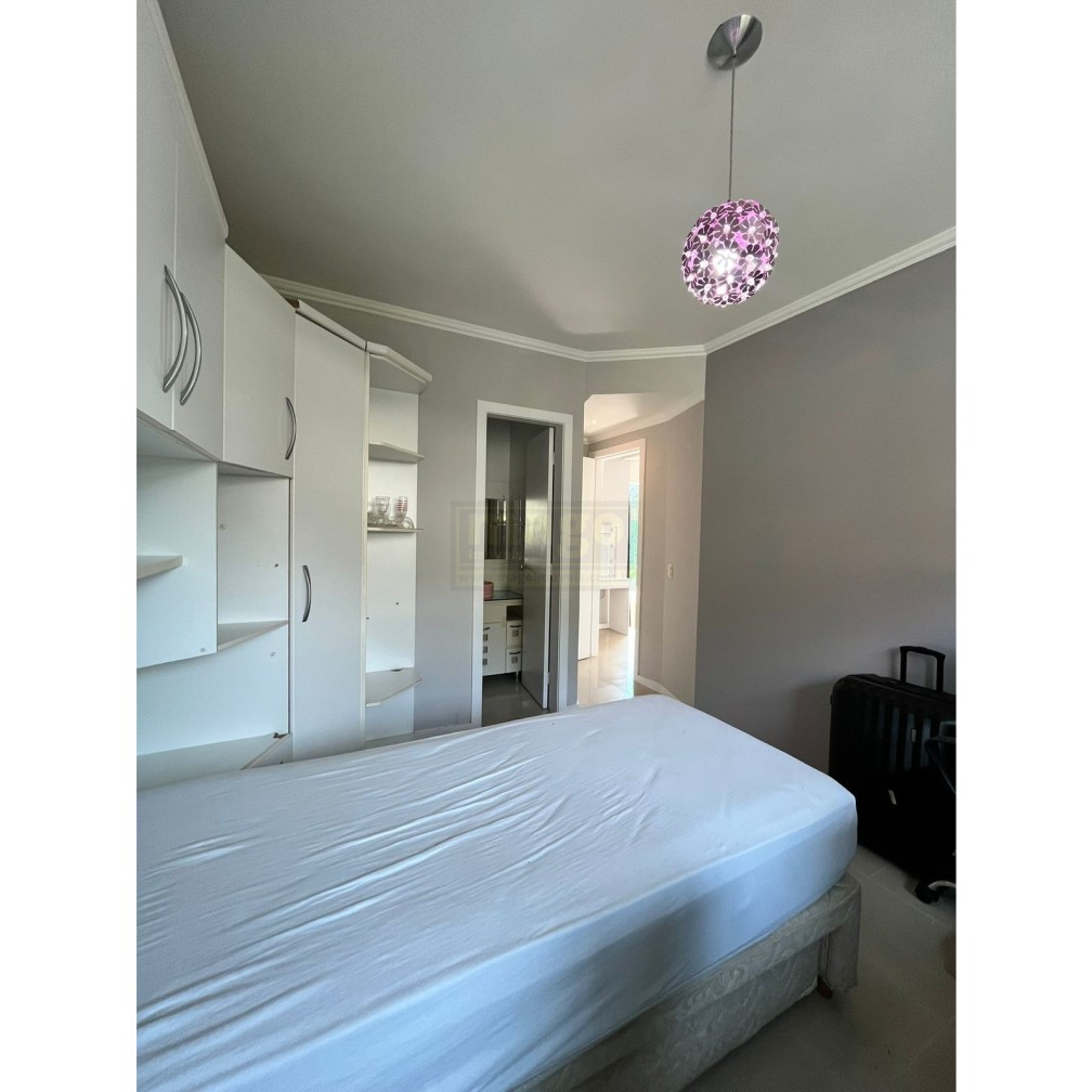 Casa 3 suítes para Locação Anual no bairro Ariribá em Balneário Camboriú