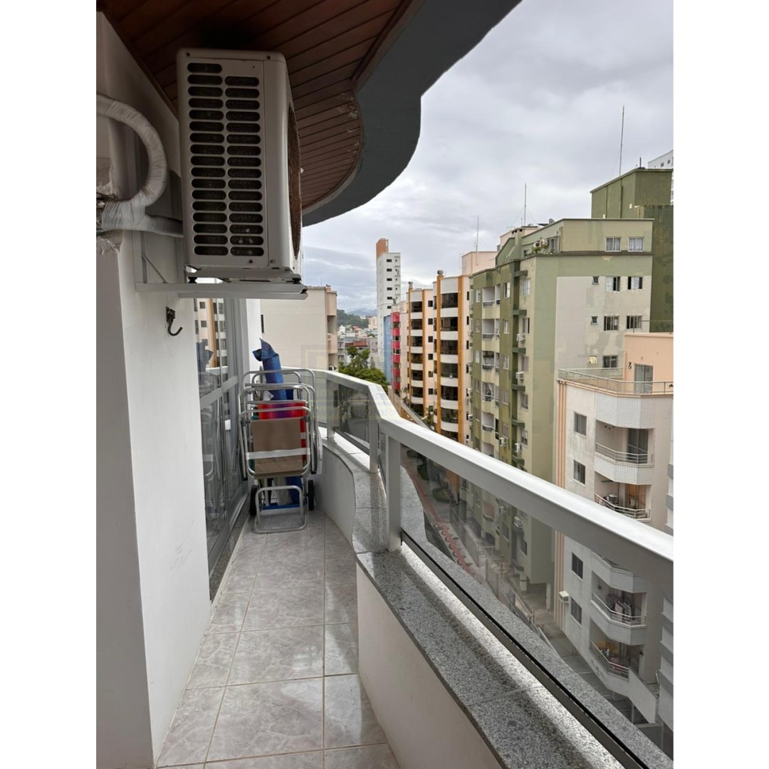 Apartamento 2 quartos para Venda no bairro Centro em Balneário Camboriú
