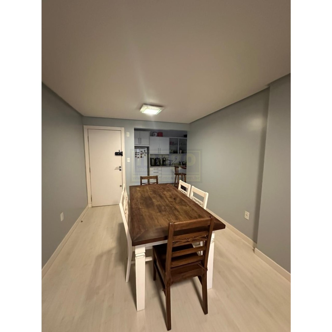 Apartamento 2 quartos para Venda no bairro Centro em Balneário Camboriú