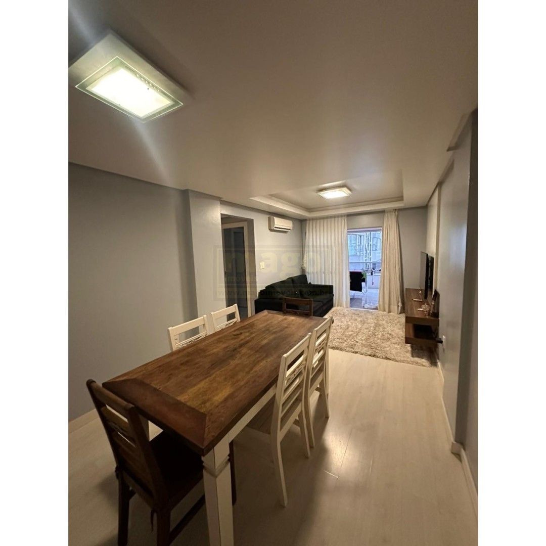 Apartamento 2 quartos para Venda no bairro Centro em Balneário Camboriú