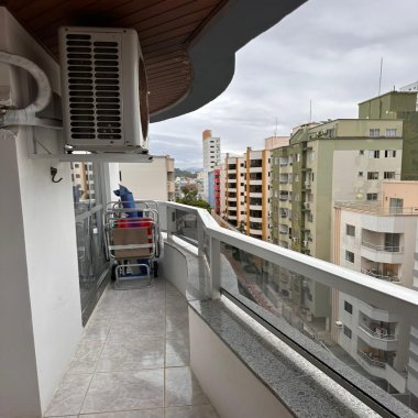 Apartamento 2 quartos para Venda no bairro Centro em Balneário Camboriú