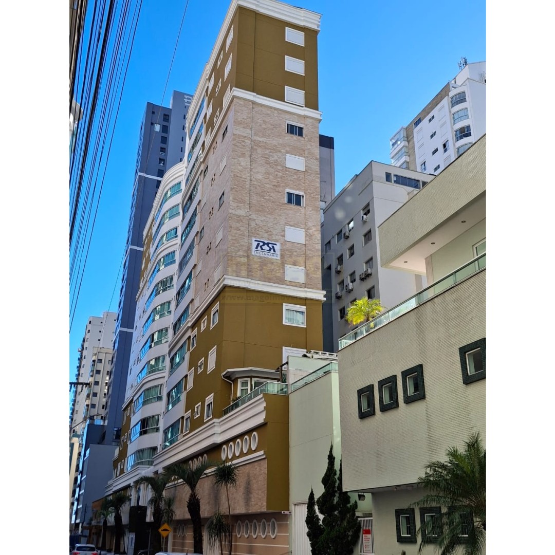 Apartamento 3 quartos para Venda no bairro Barra Sul em Balneário Camboriú