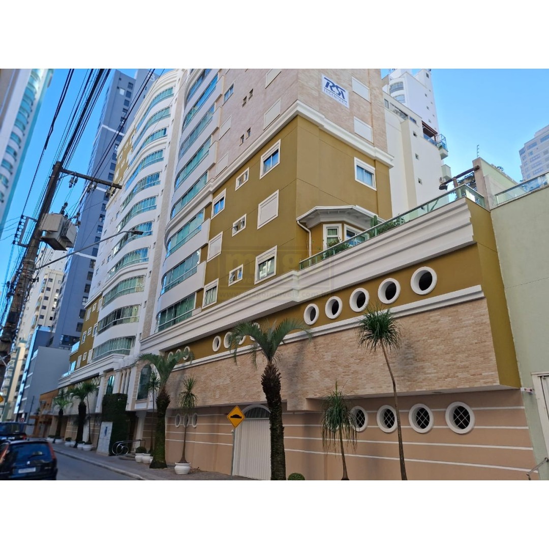 Apartamento 3 quartos para Venda no bairro Barra Sul em Balneário Camboriú