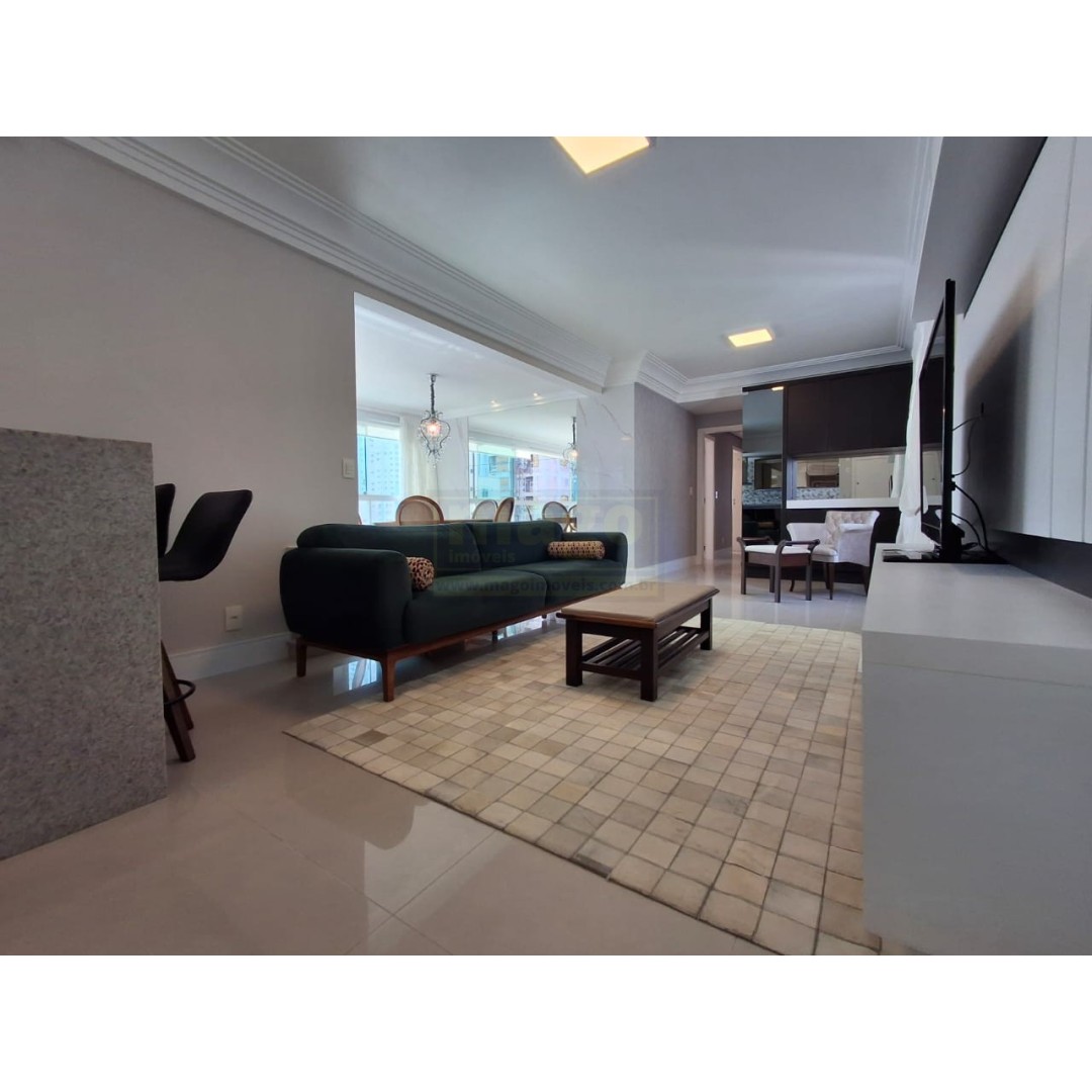 Apartamento 3 quartos para Venda no bairro Barra Sul em Balneário Camboriú
